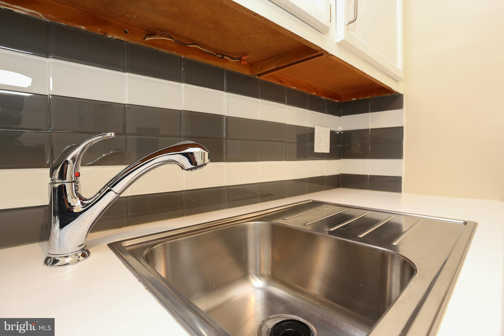 VILLAGE OF LONG REACH - Residential Lease