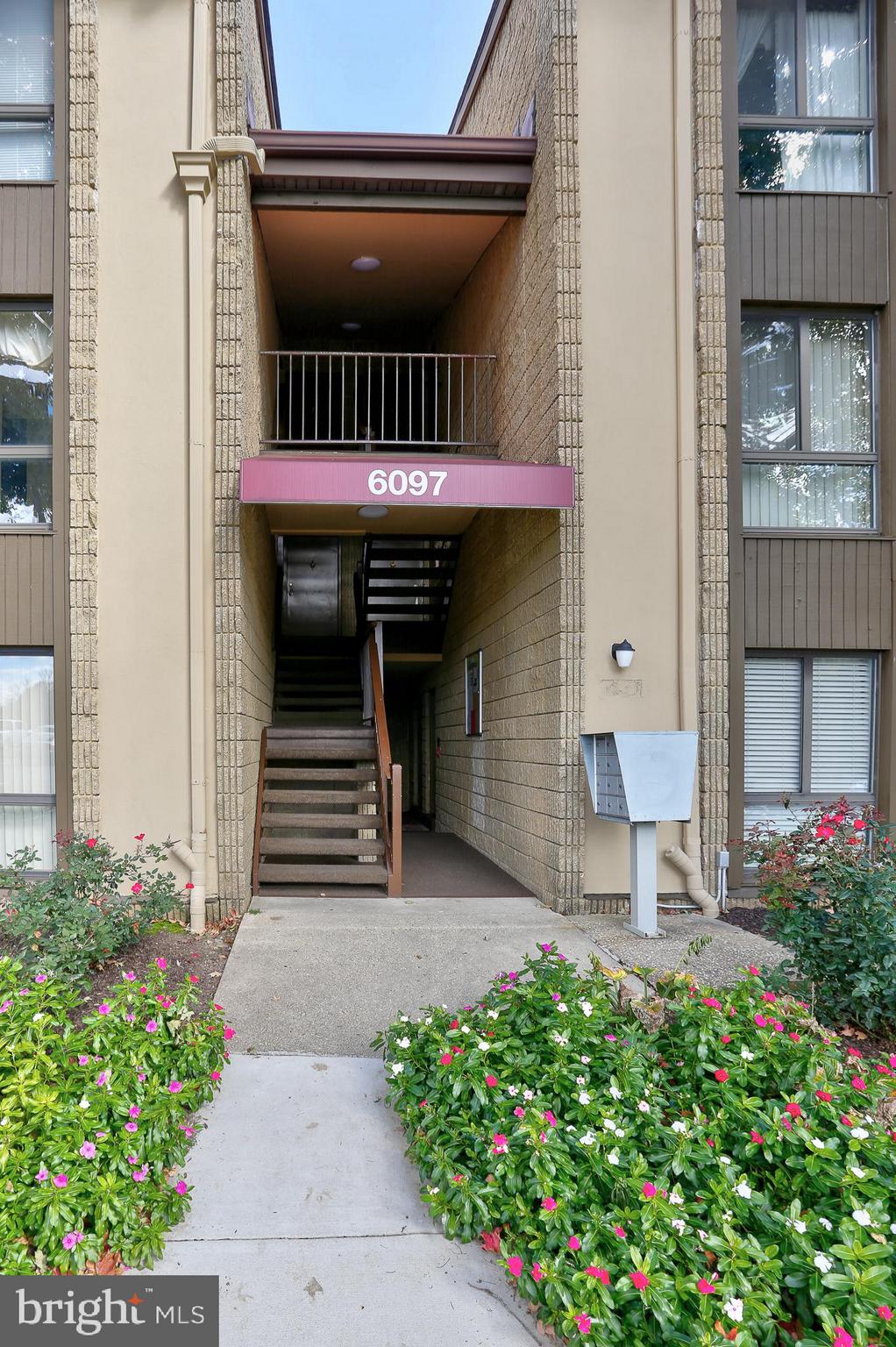 VILLAGE OF LONG REACH - Residential Lease