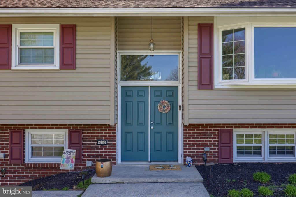 Photo of 410 Biscayne Road, Lancaster, PA 17601 (MLS # PALA2047790)