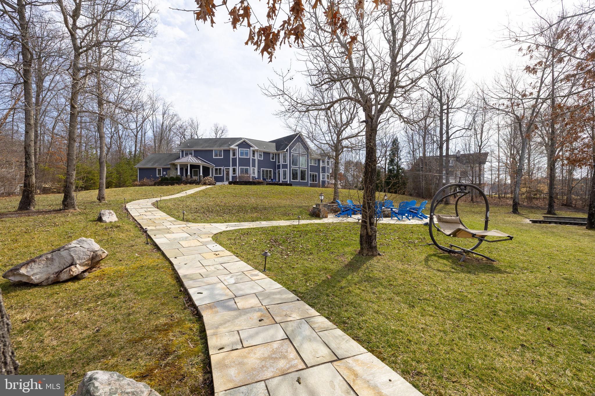 3804 OUTER BANKS LANE