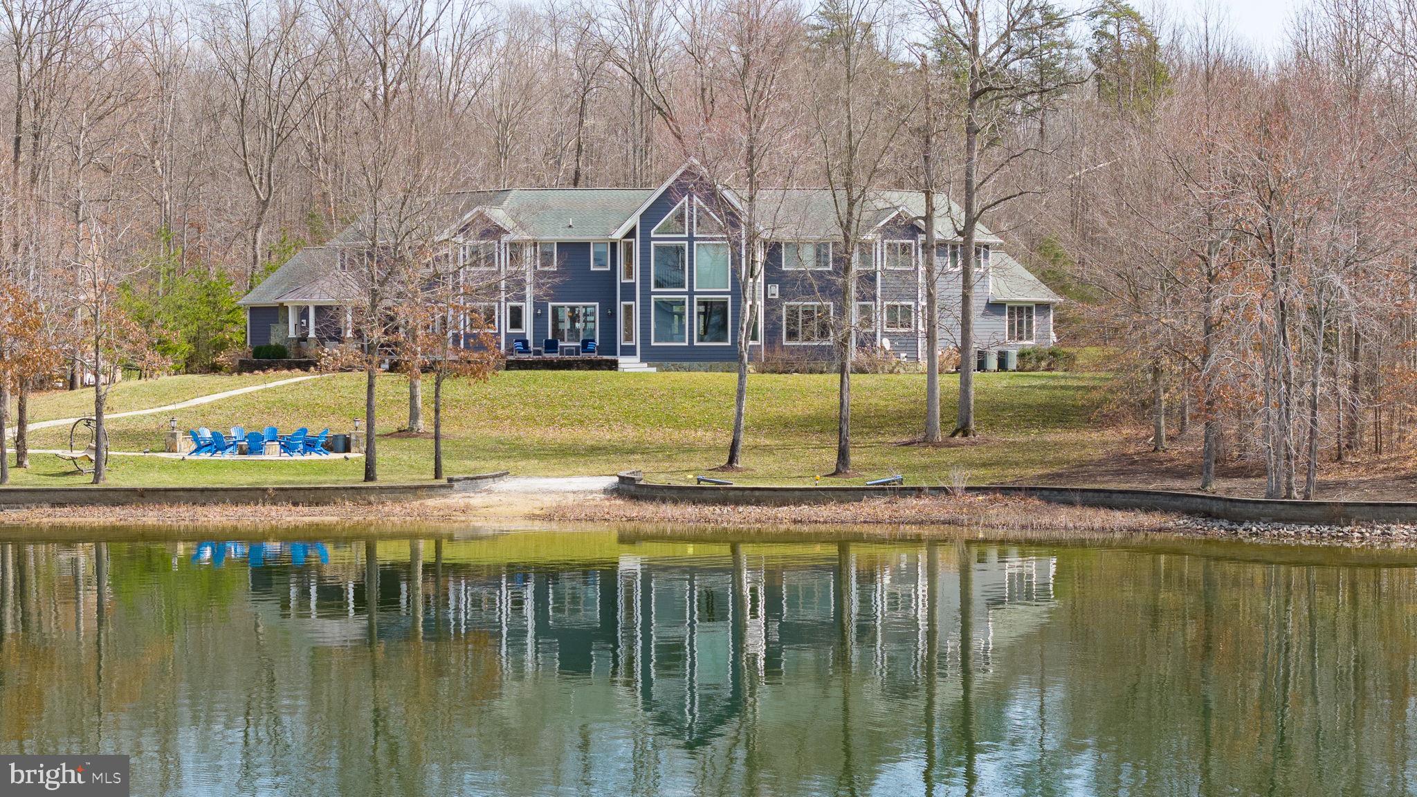 3804 OUTER BANKS LANE