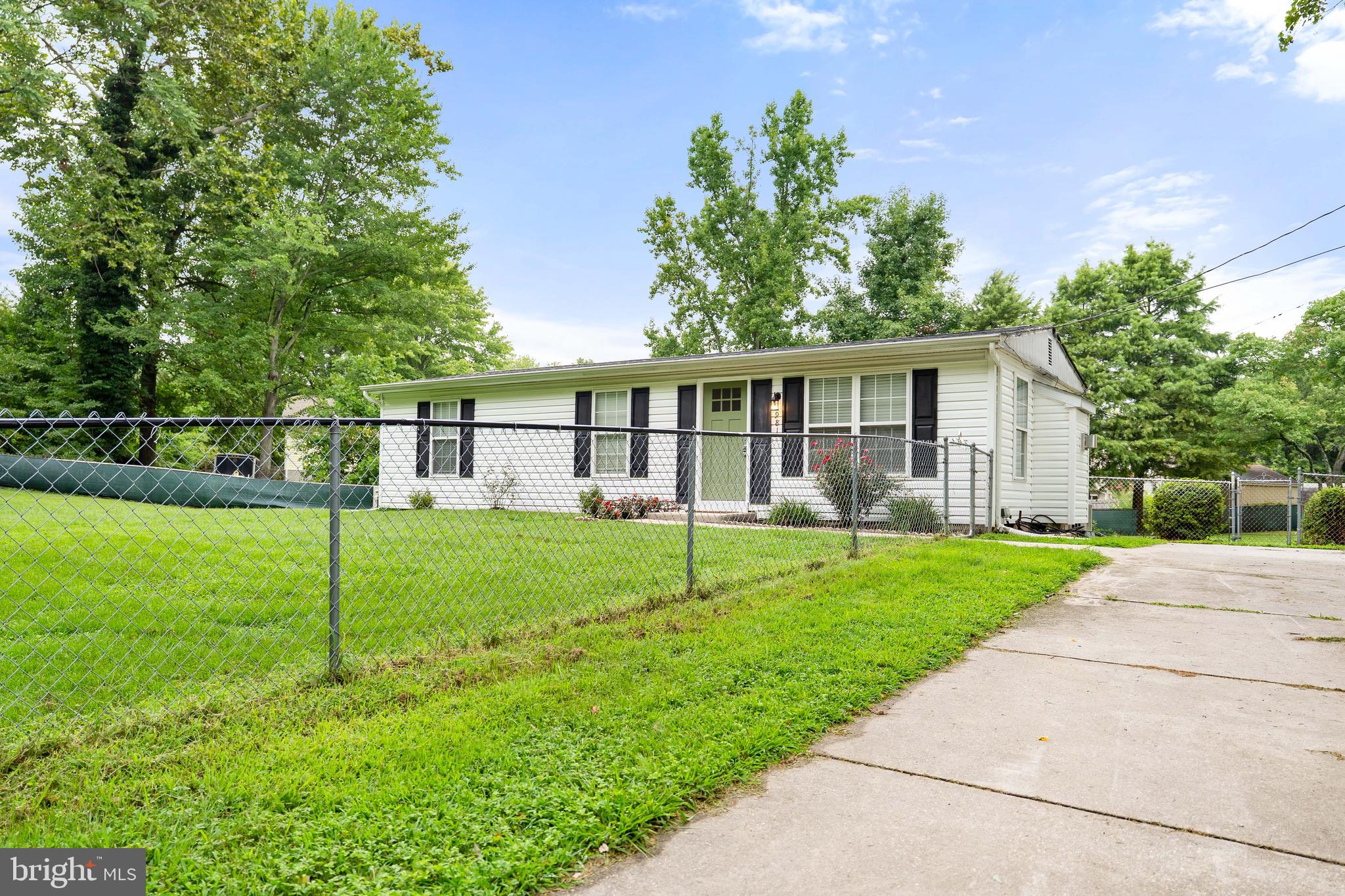 981 COURT HOUSE ROAD