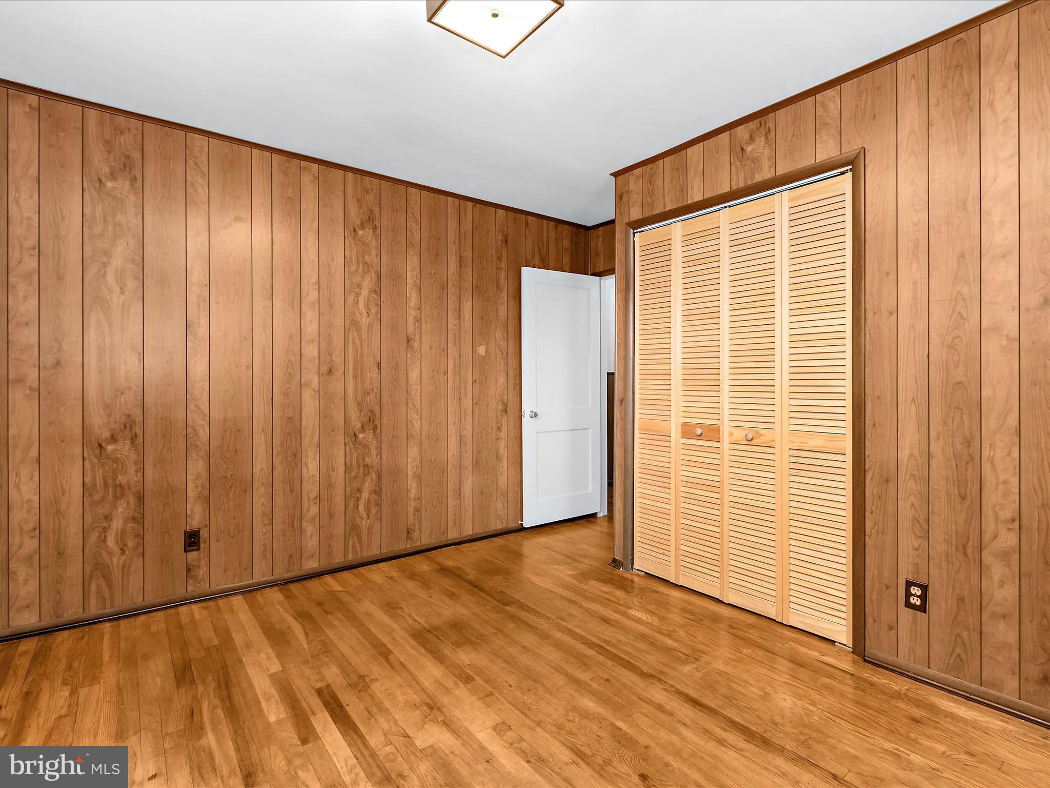 WOODLAWN HEIGHTS - Residential