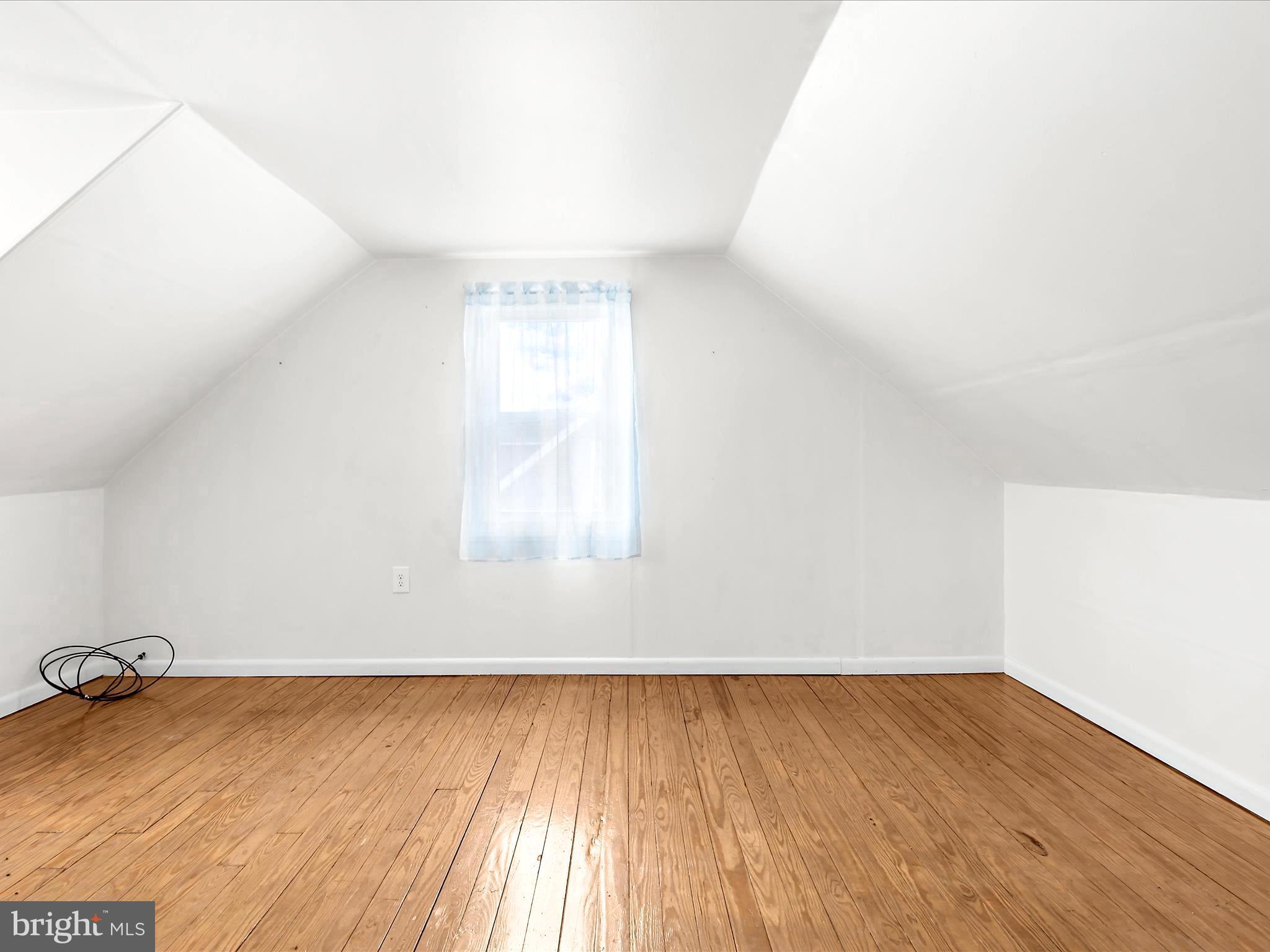 WOODLAWN HEIGHTS - Residential