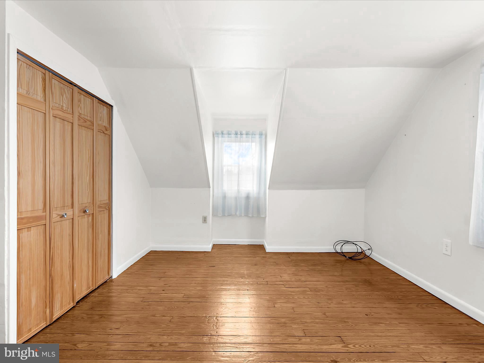 WOODLAWN HEIGHTS - Residential