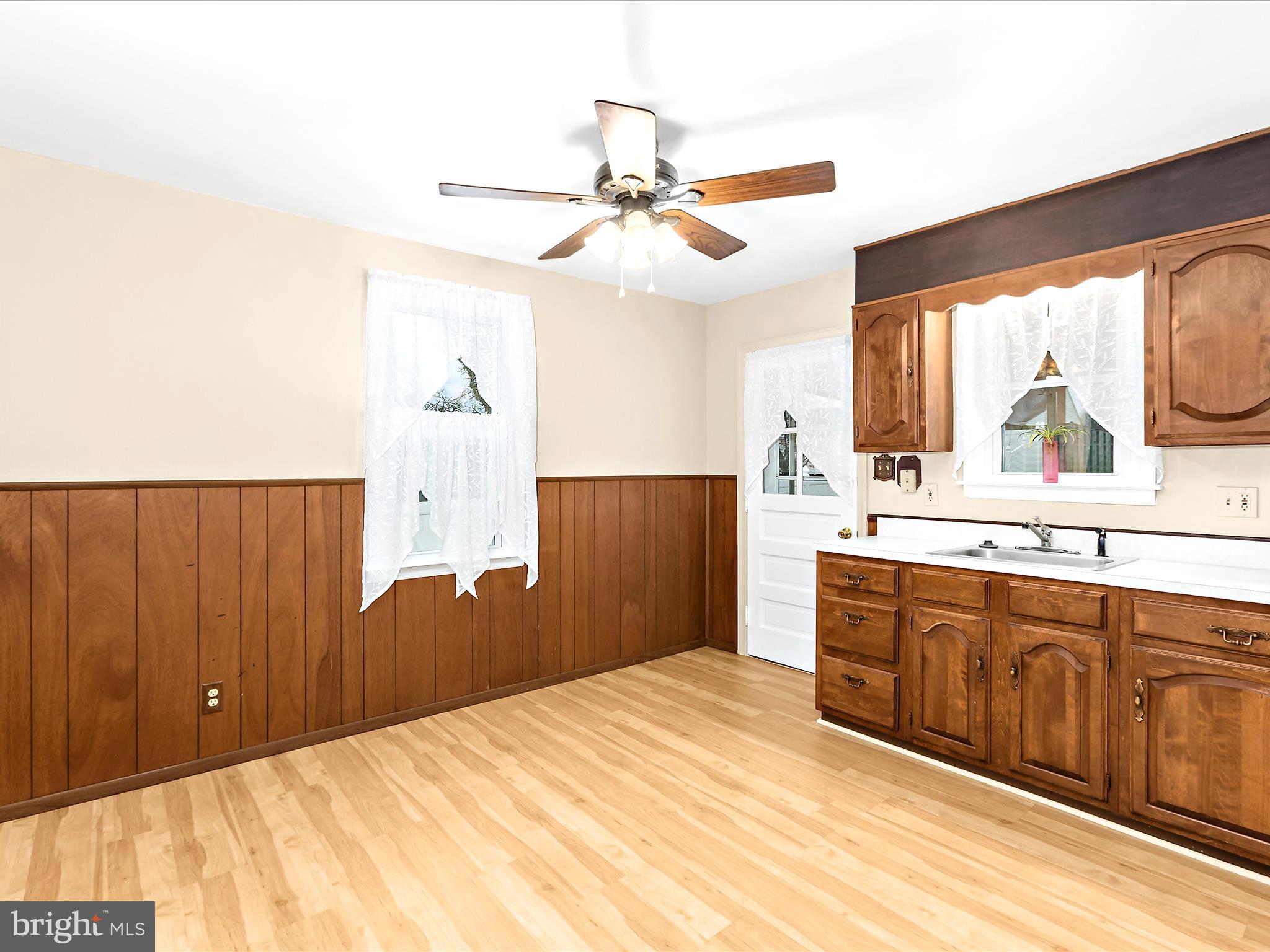 WOODLAWN HEIGHTS - Residential