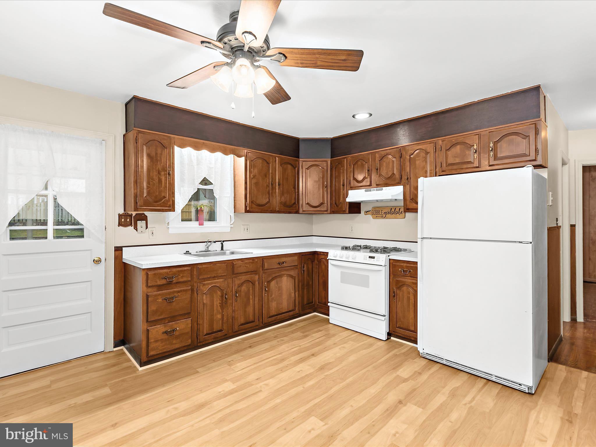 WOODLAWN HEIGHTS - Residential