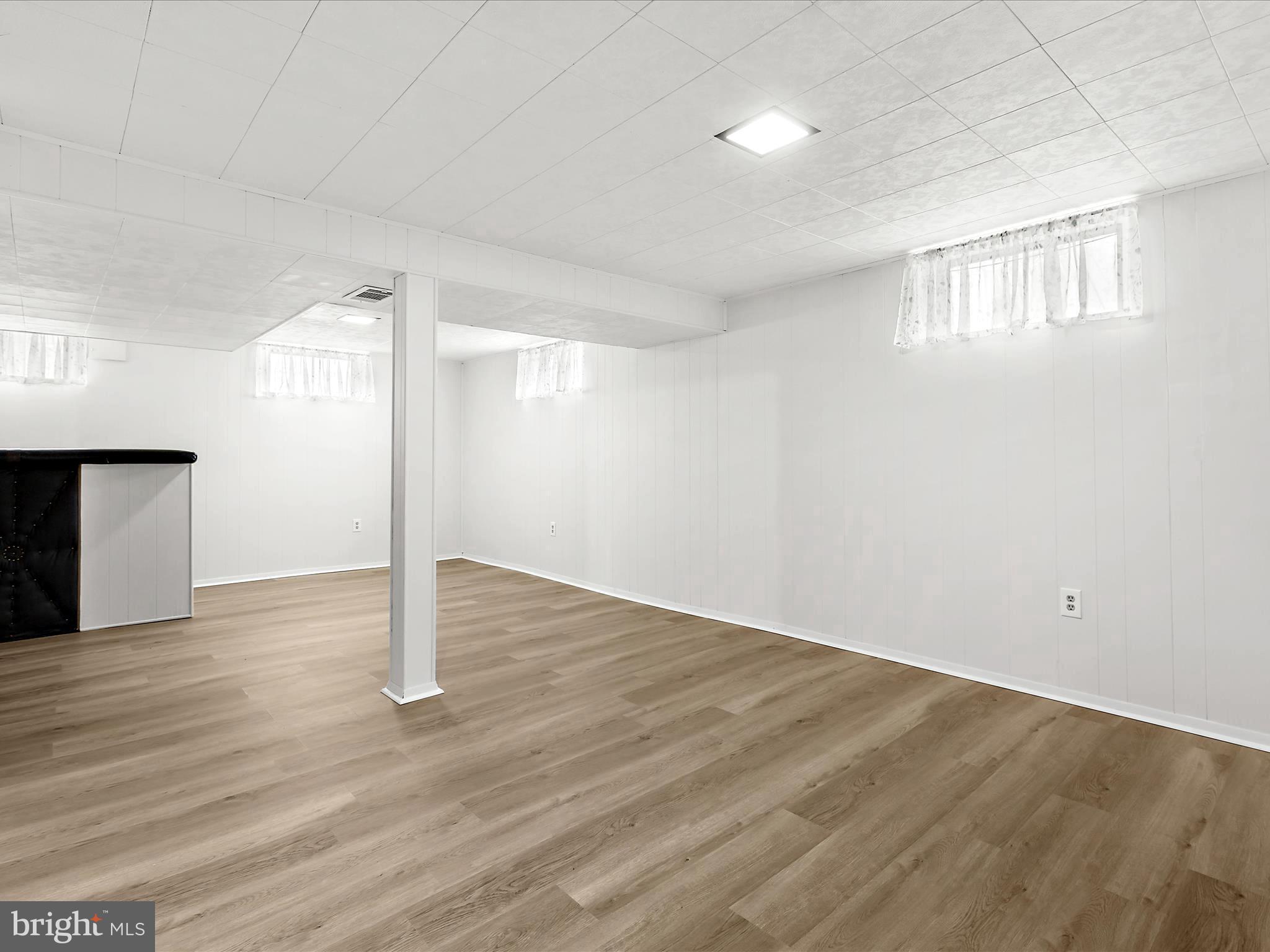 WOODLAWN HEIGHTS - Residential