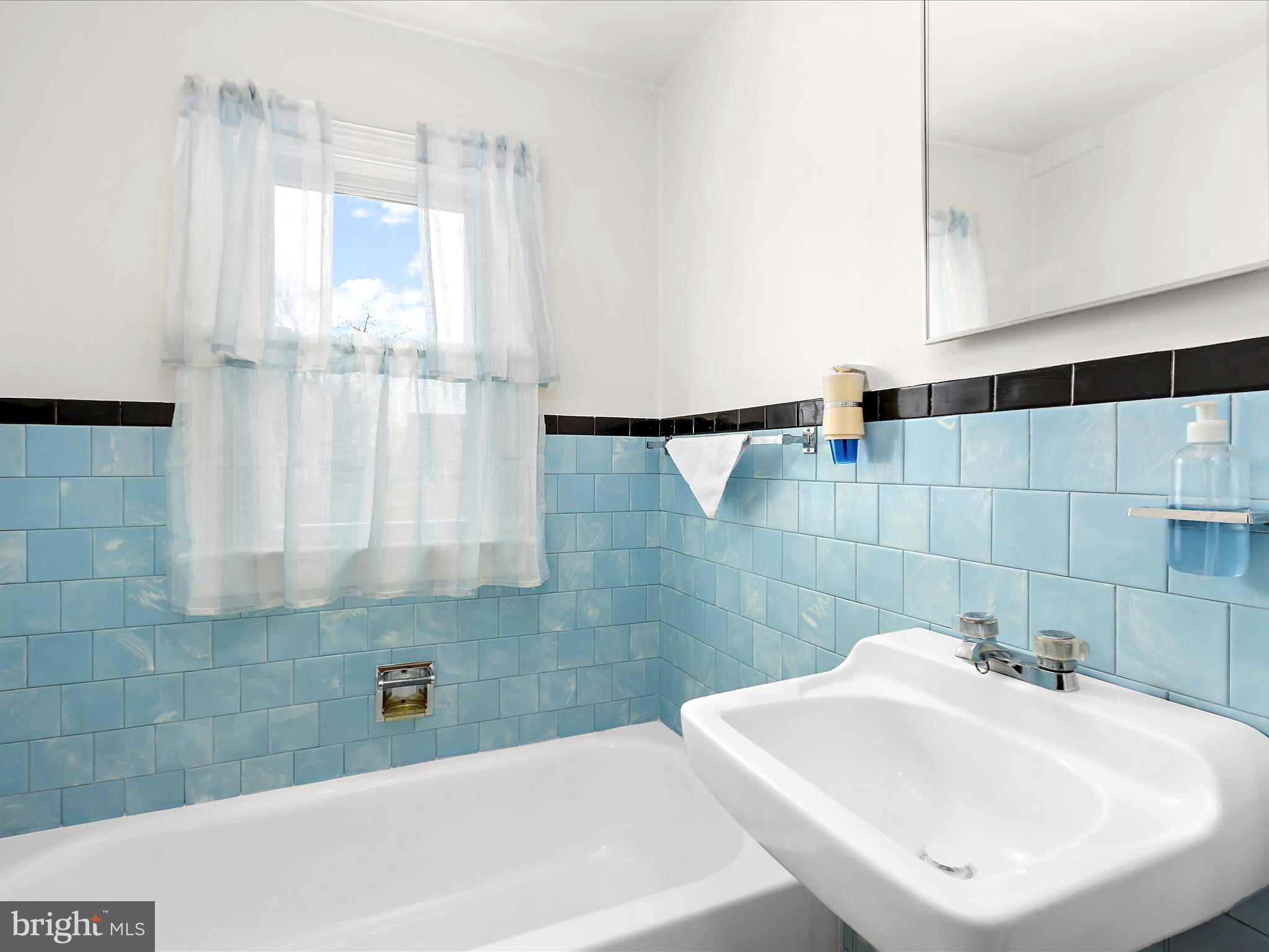 WOODLAWN HEIGHTS - Residential