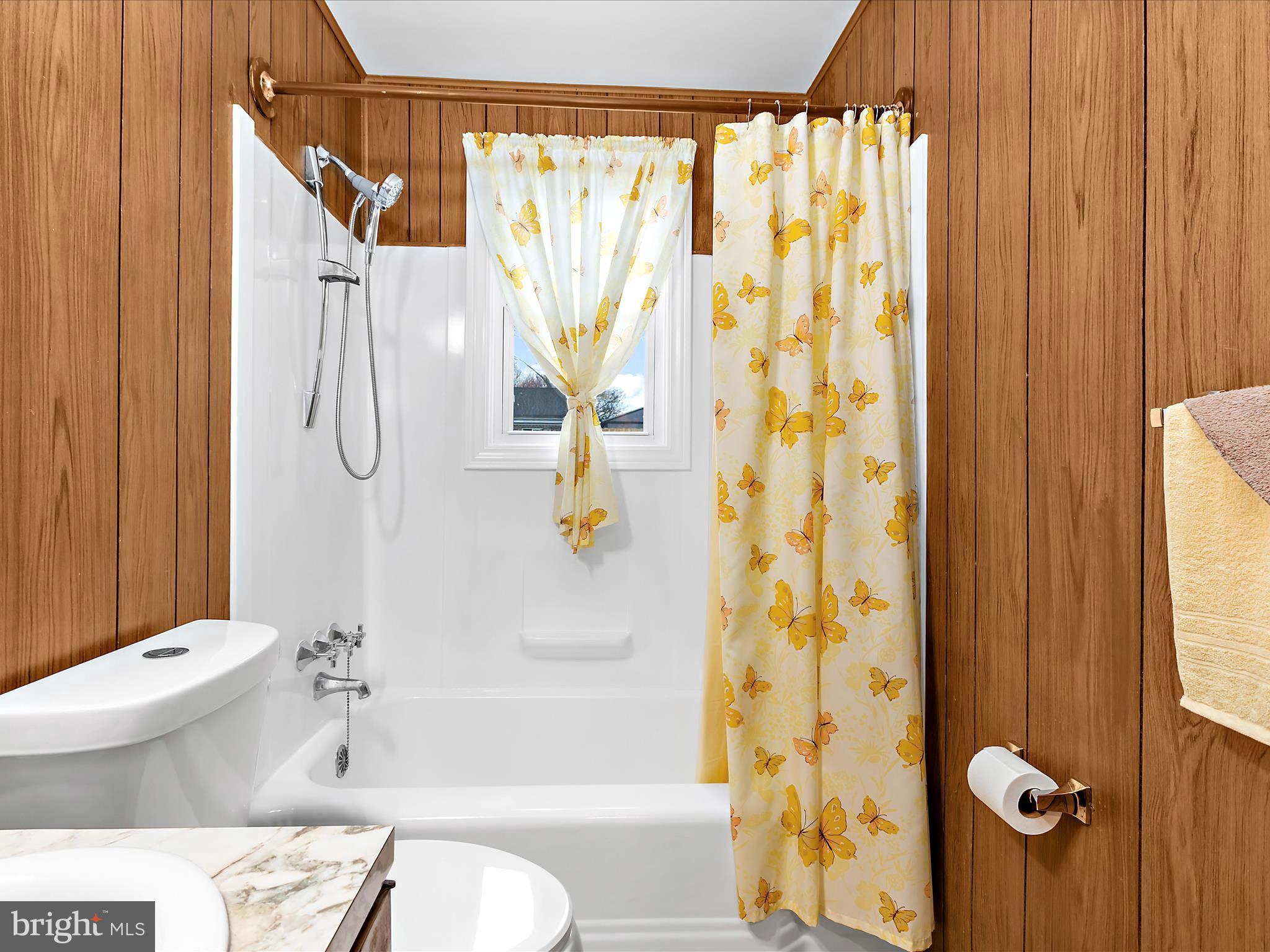 WOODLAWN HEIGHTS - Residential