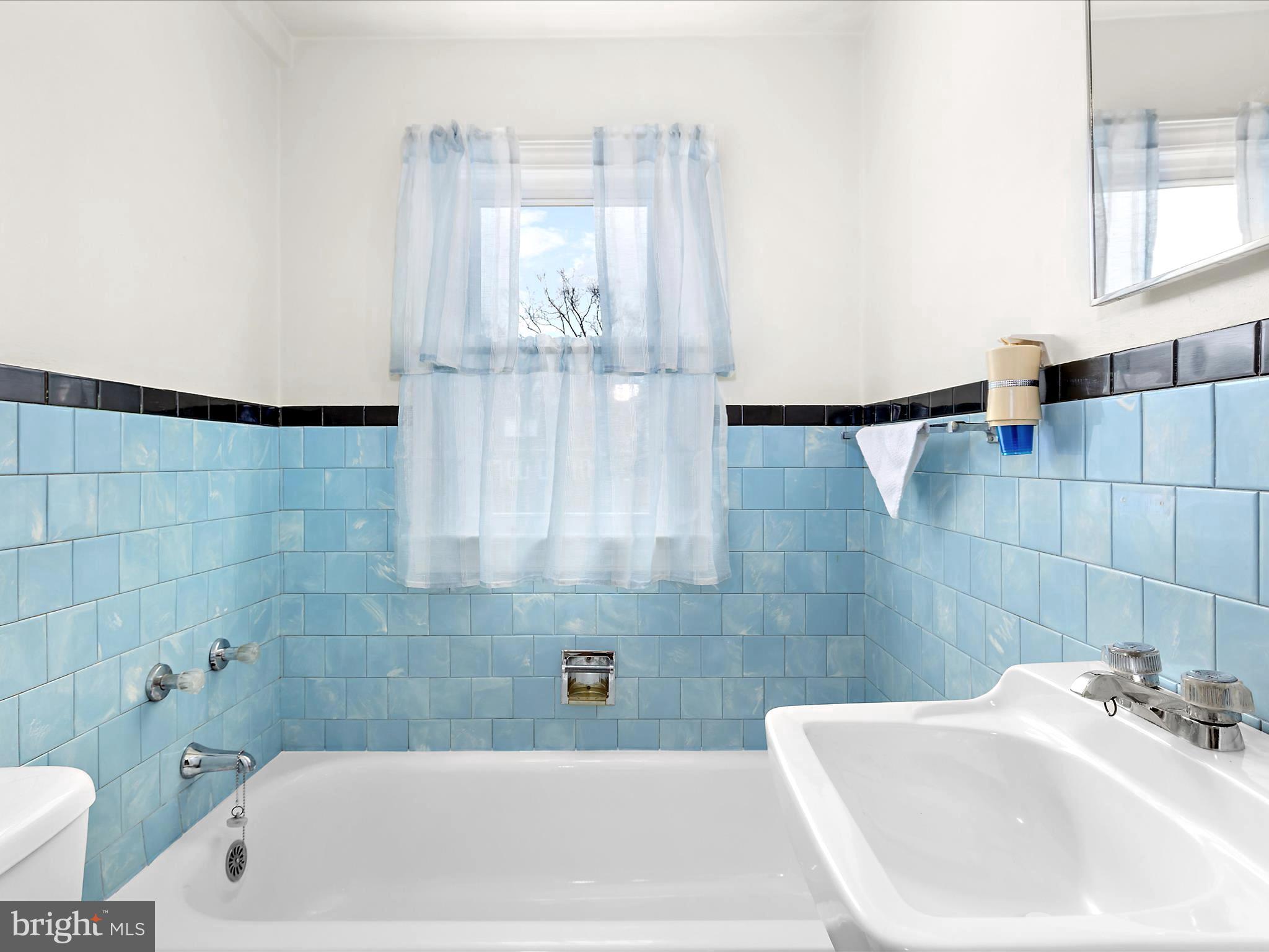 WOODLAWN HEIGHTS - Residential