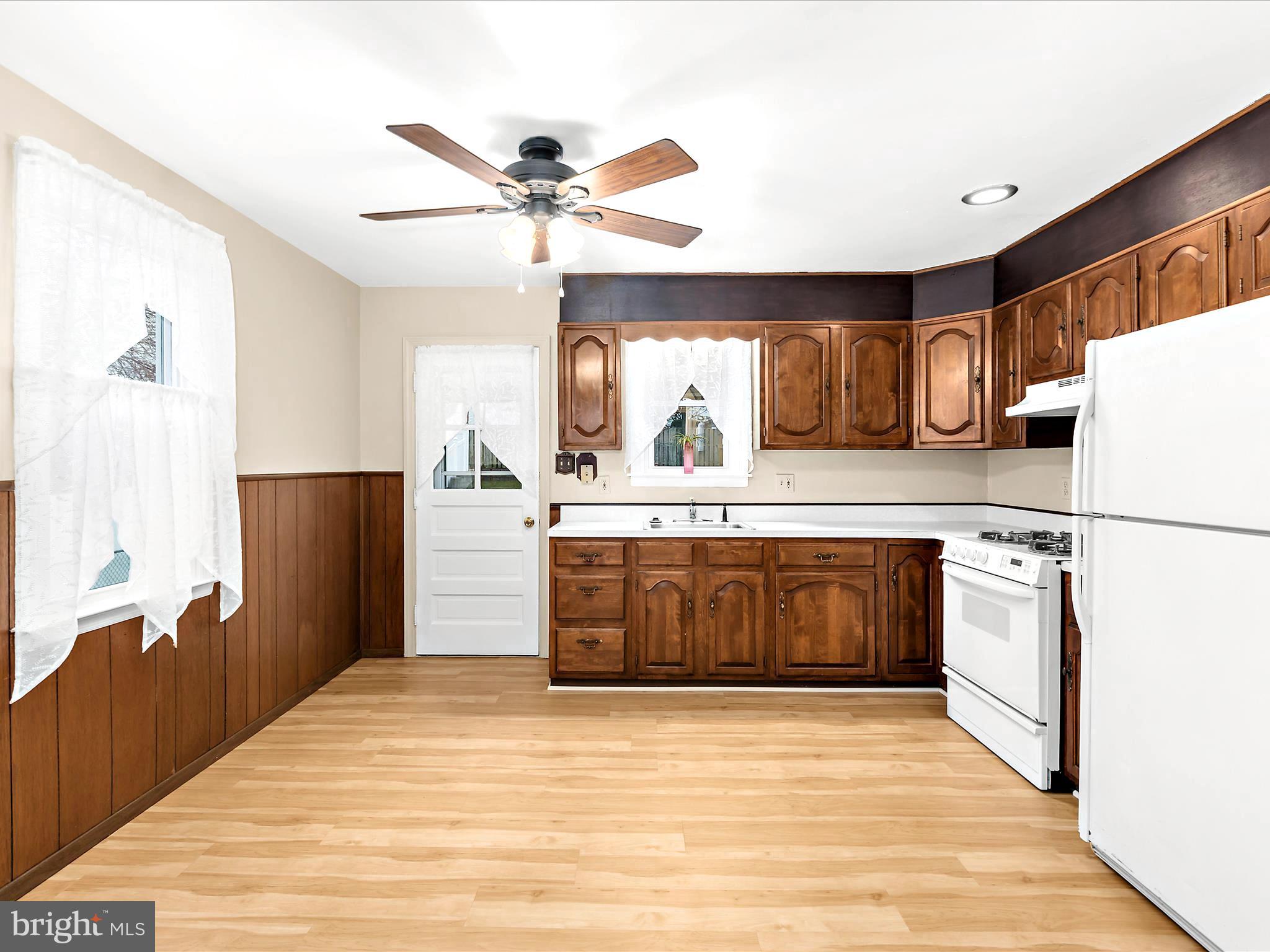 WOODLAWN HEIGHTS - Residential