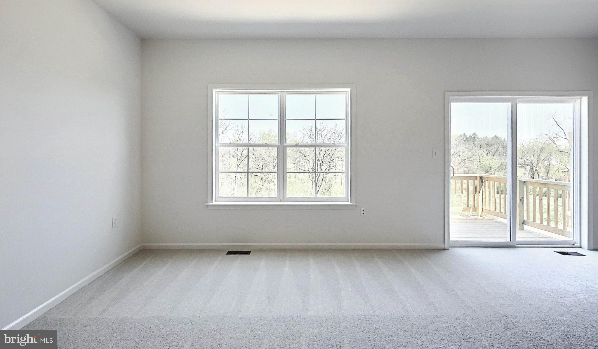 THE TOWNES AT BRIAR CREEK - Residential