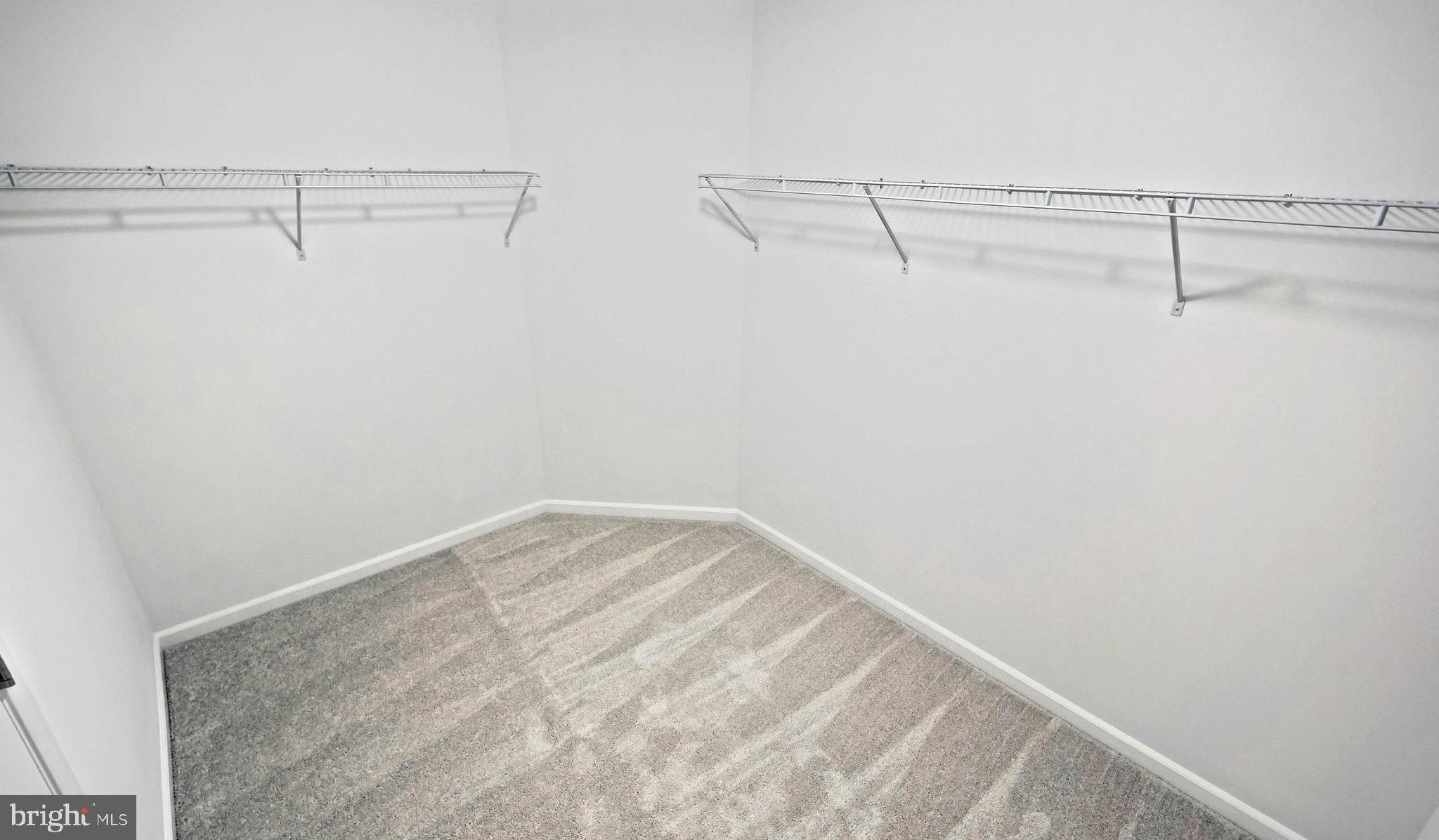 THE TOWNES AT BRIAR CREEK - Residential