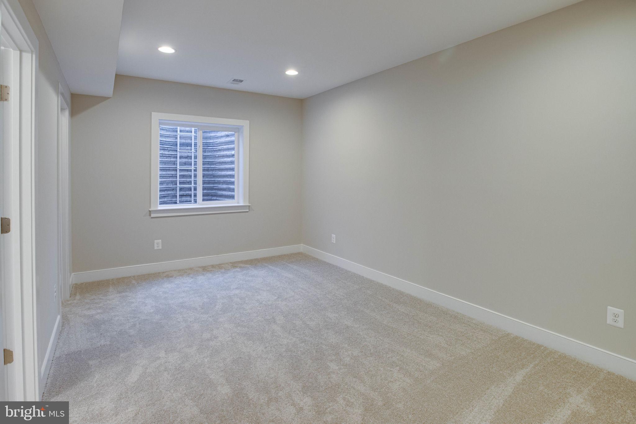 GLEN ALDEN - Residential