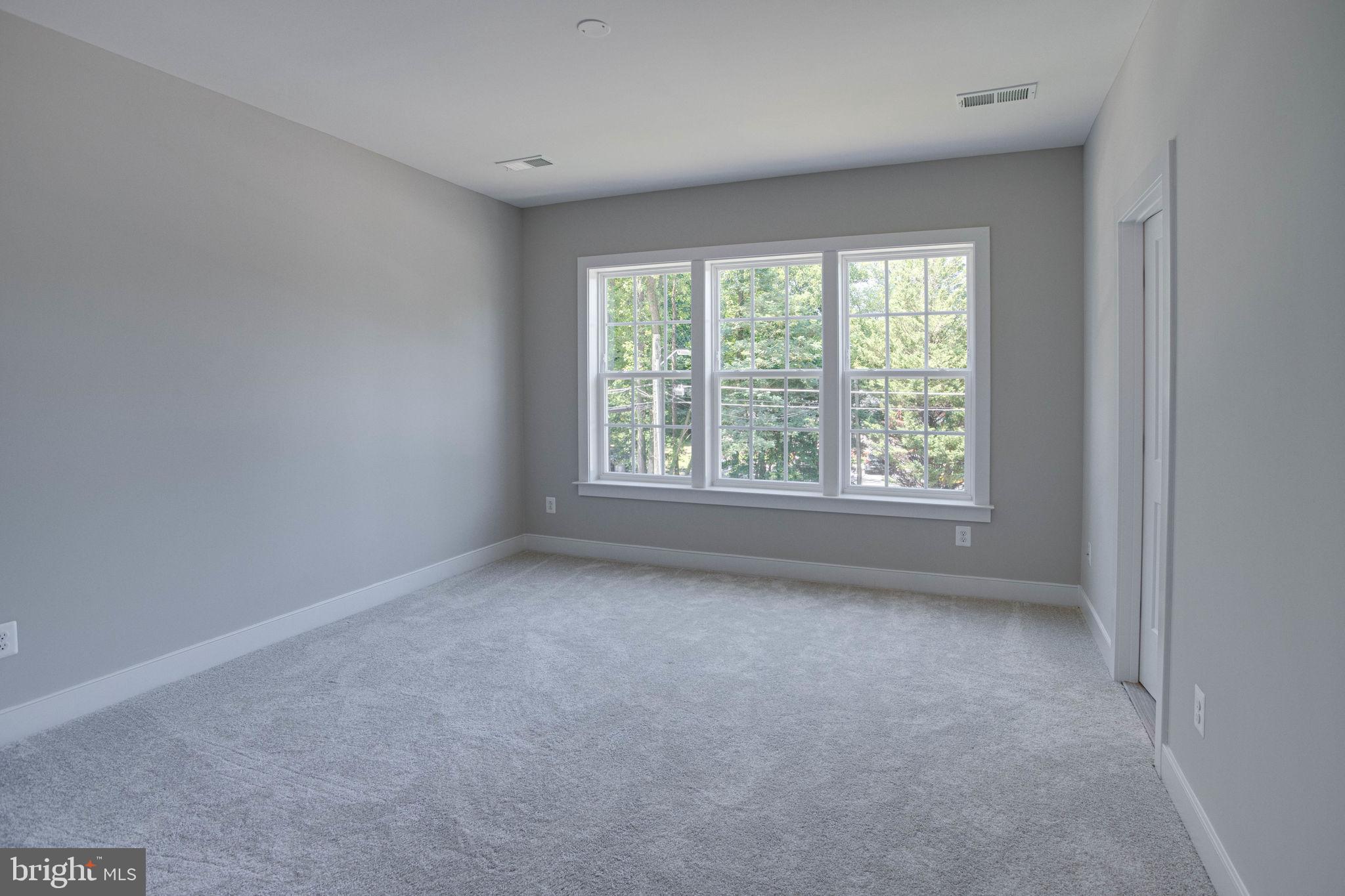 GLEN ALDEN - Residential