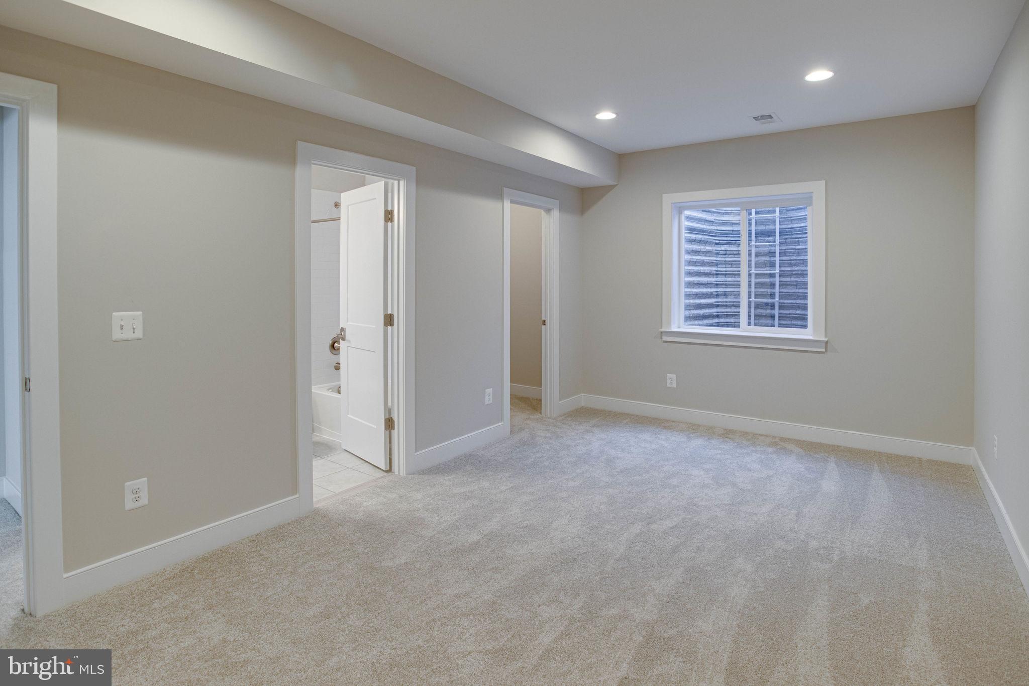 GLEN ALDEN - Residential