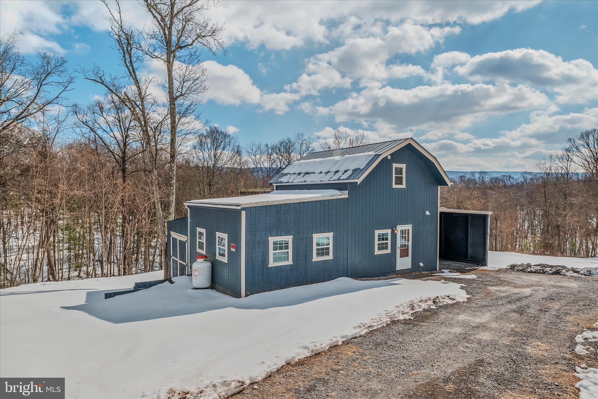 RED BARN - Residential