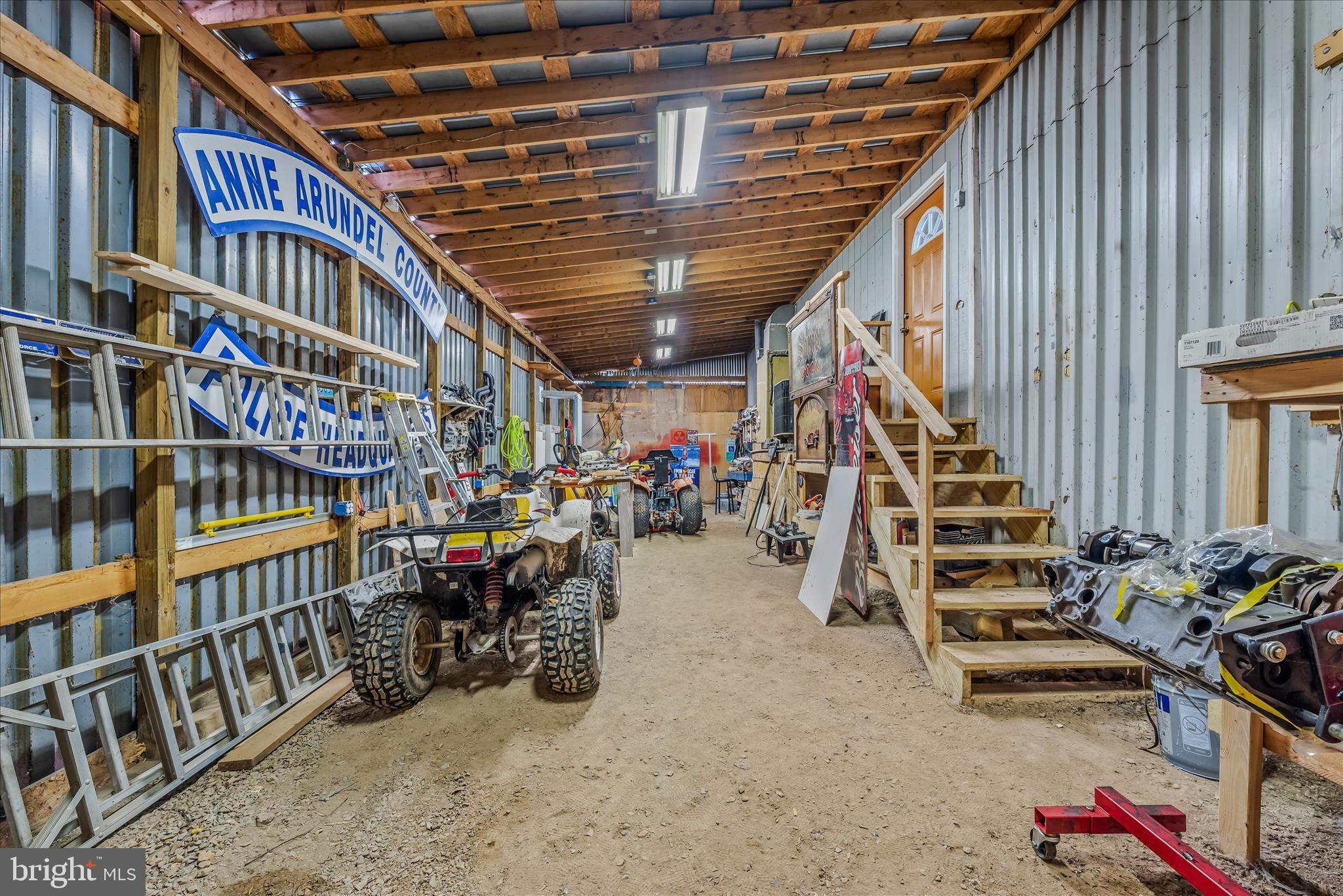 RED BARN - Residential