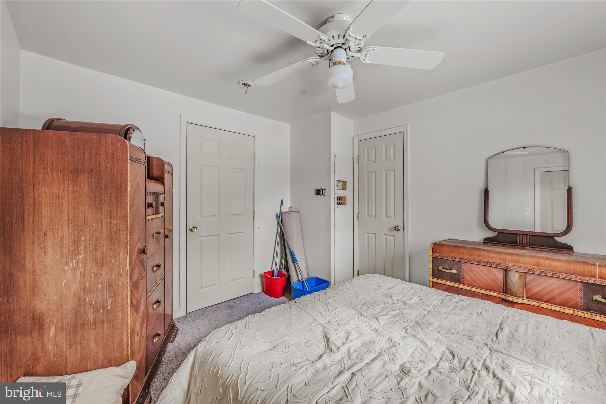 RED BARN - Residential