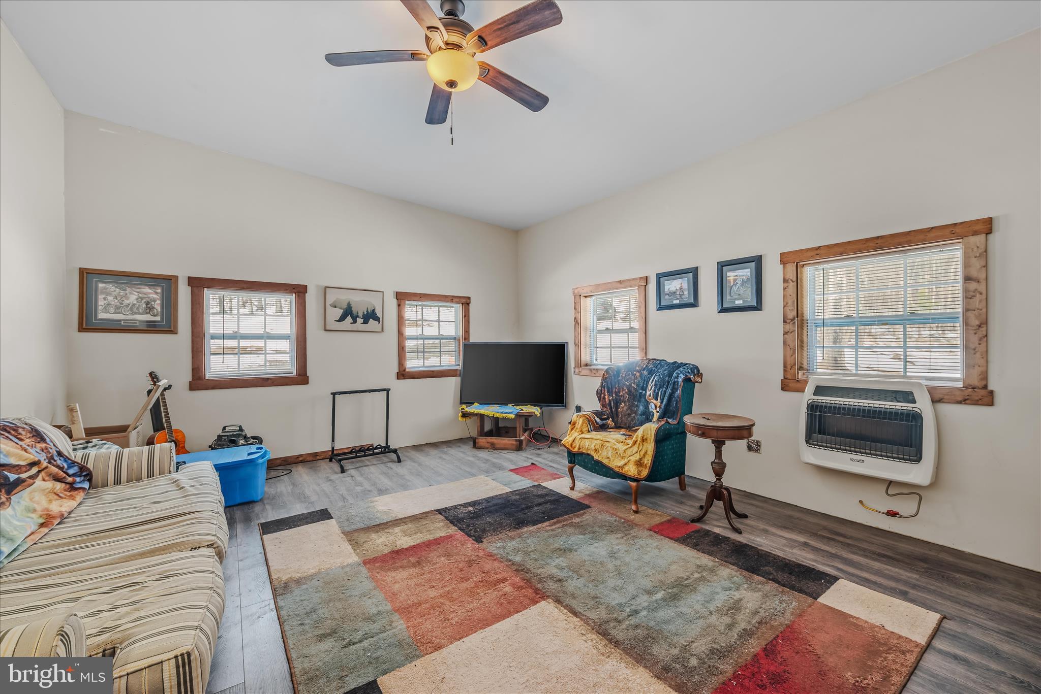 RED BARN - Residential