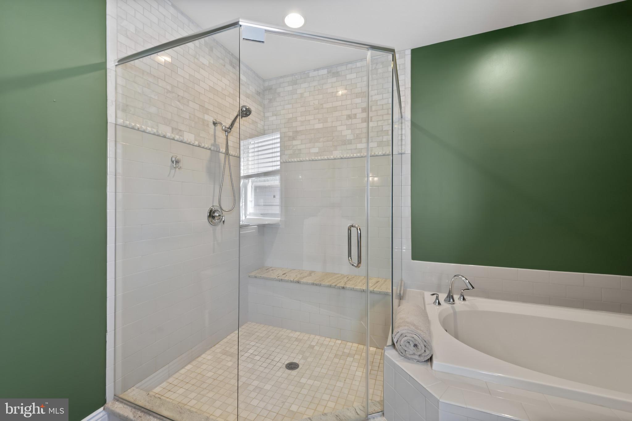 CAPE MAY MANOR - Residential