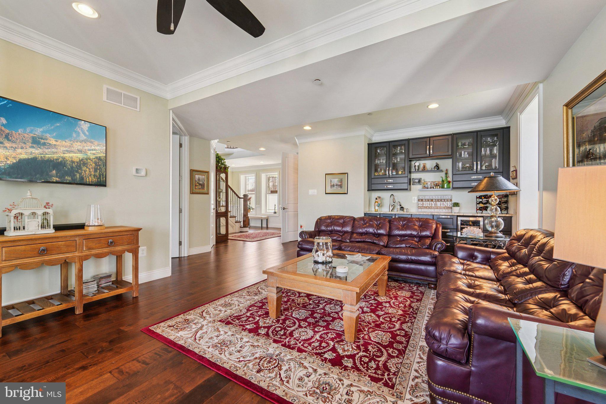 CAPE MAY MANOR - Residential