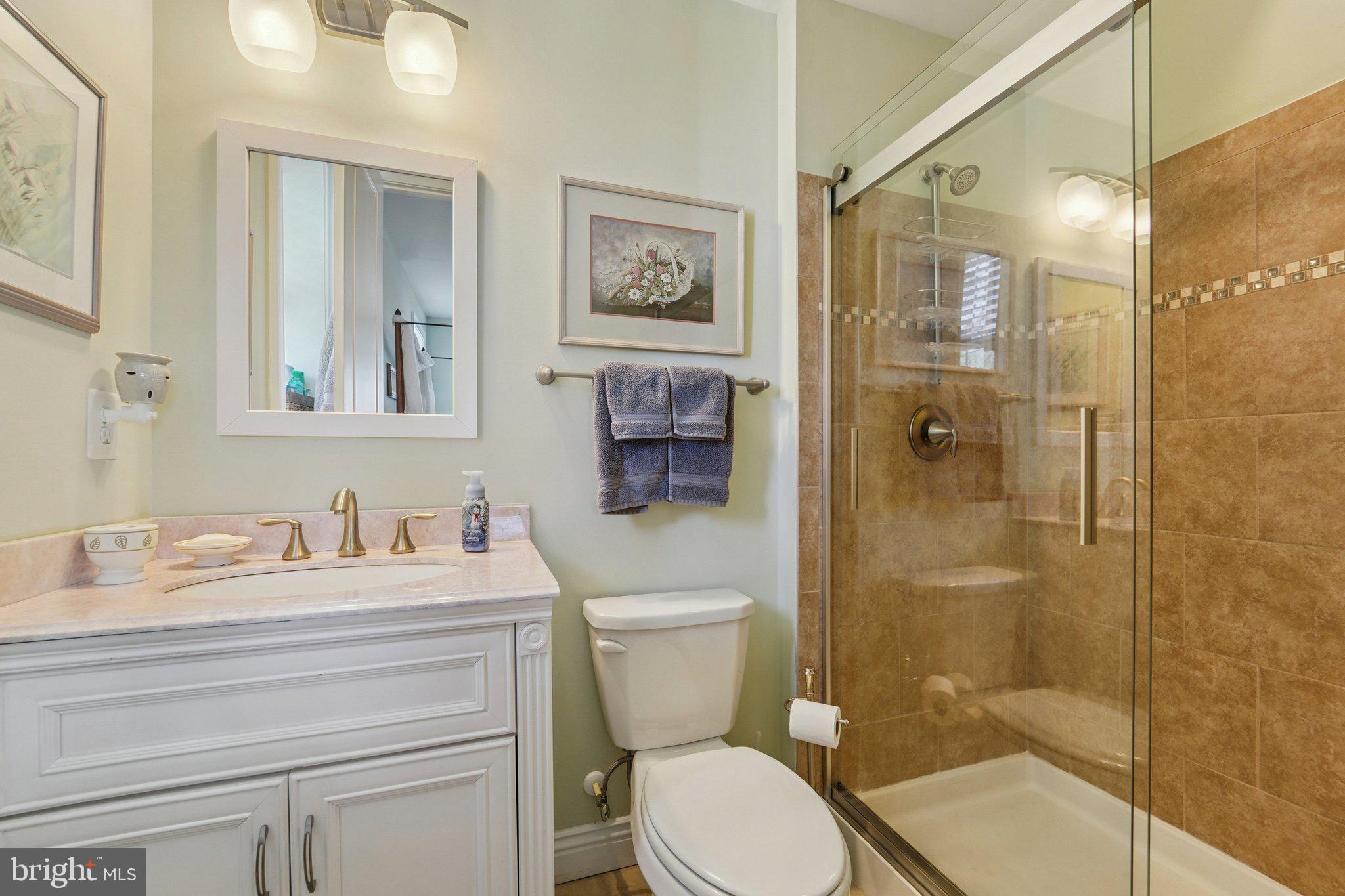 CAPE MAY MANOR - Residential