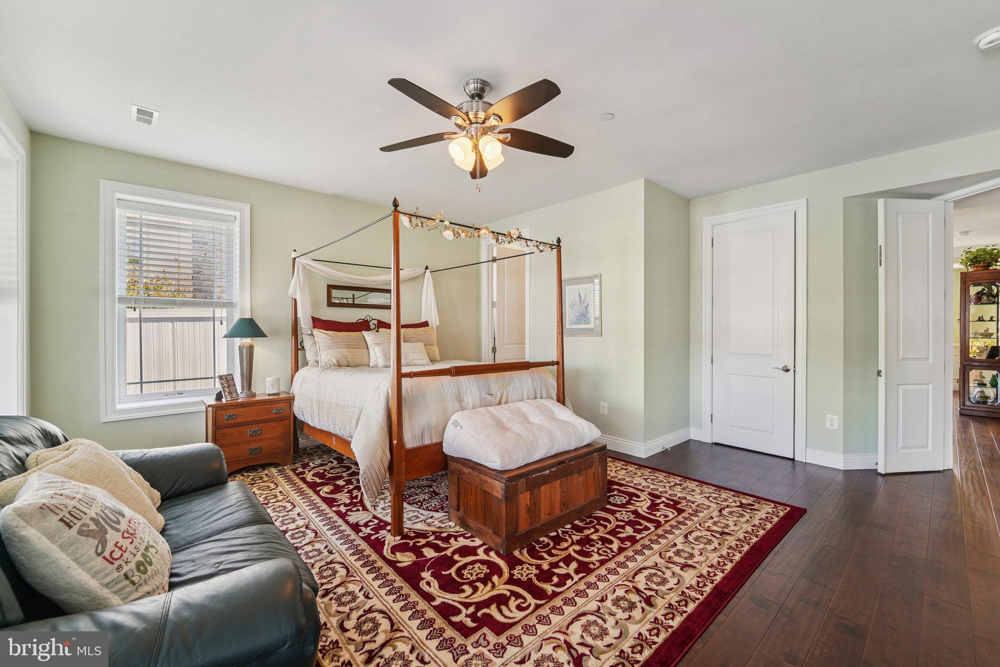 CAPE MAY MANOR - Residential