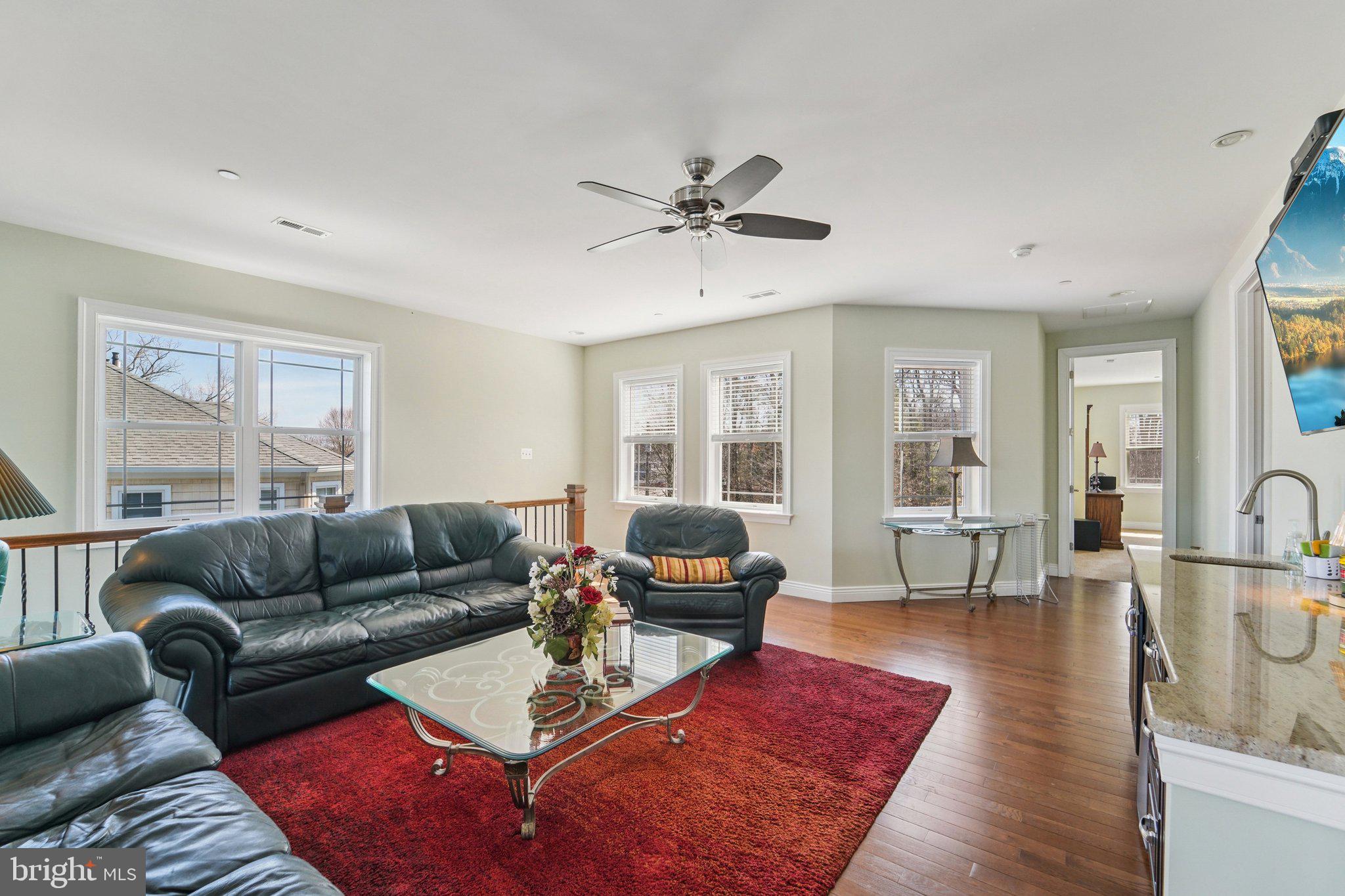 CAPE MAY MANOR - Residential