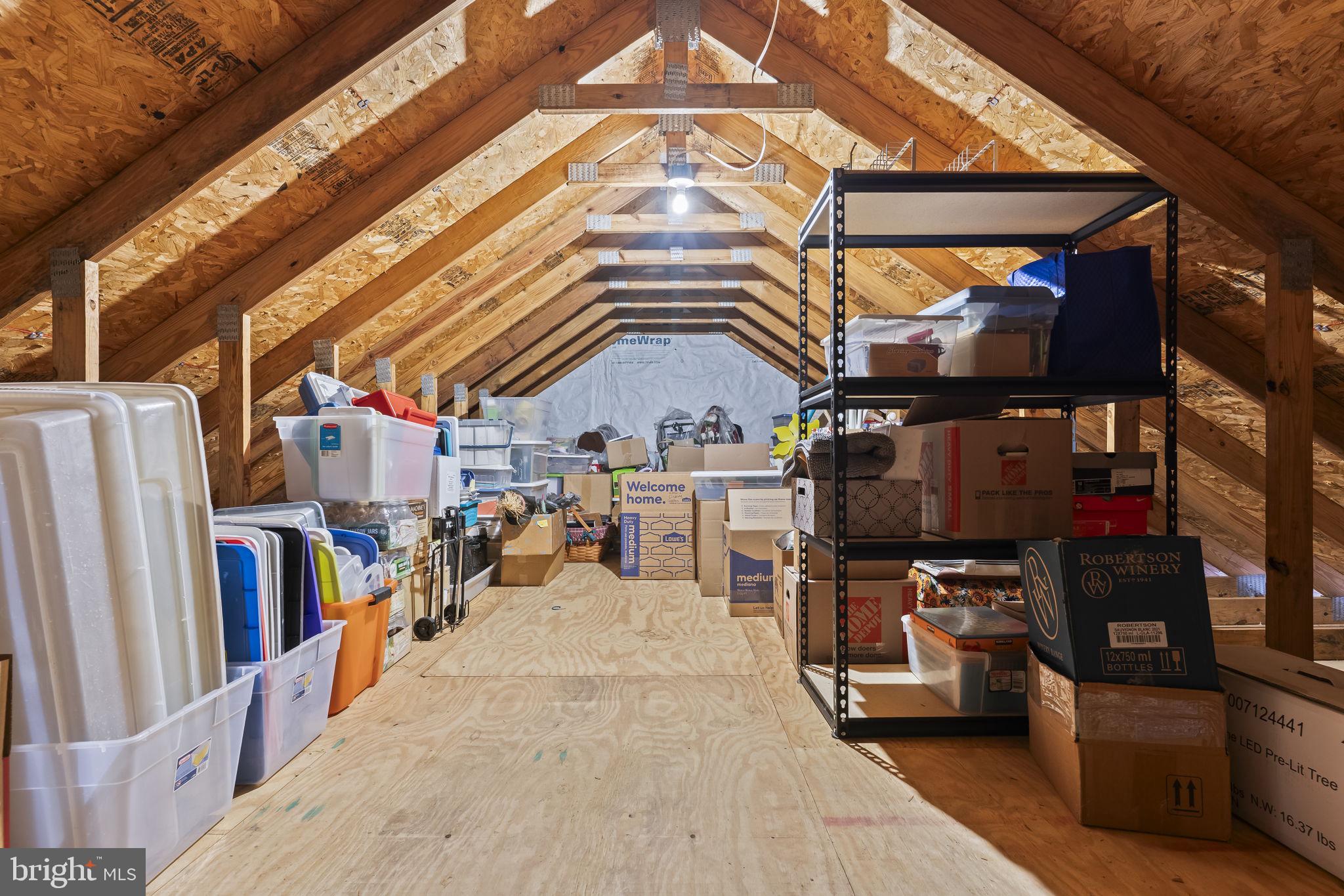 DRUM POINT - Residential