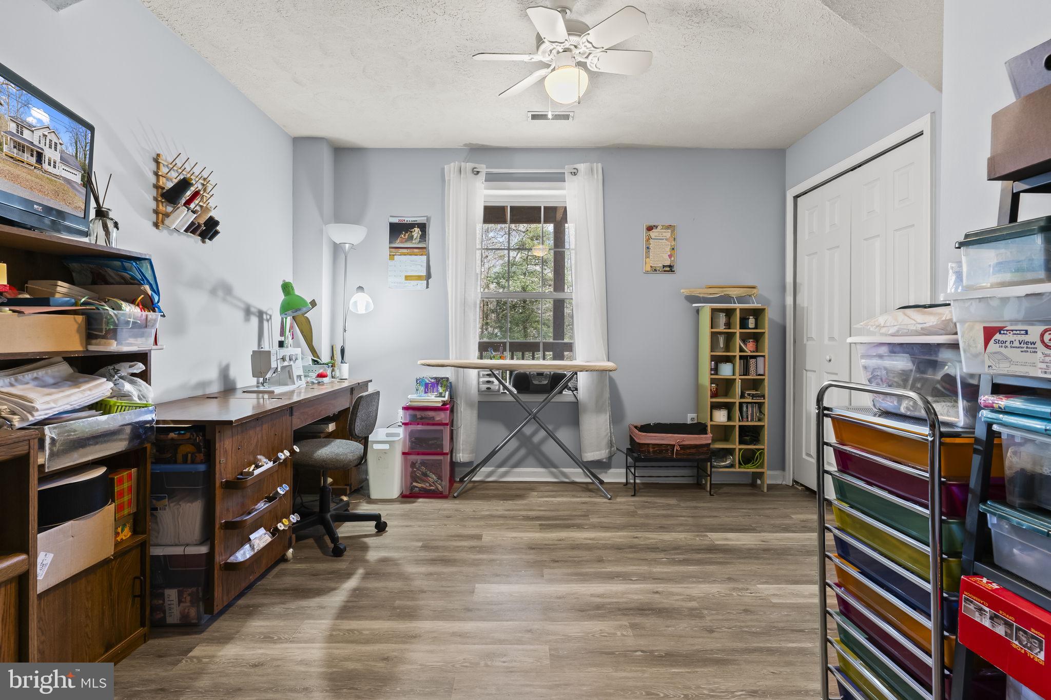 DRUM POINT - Residential