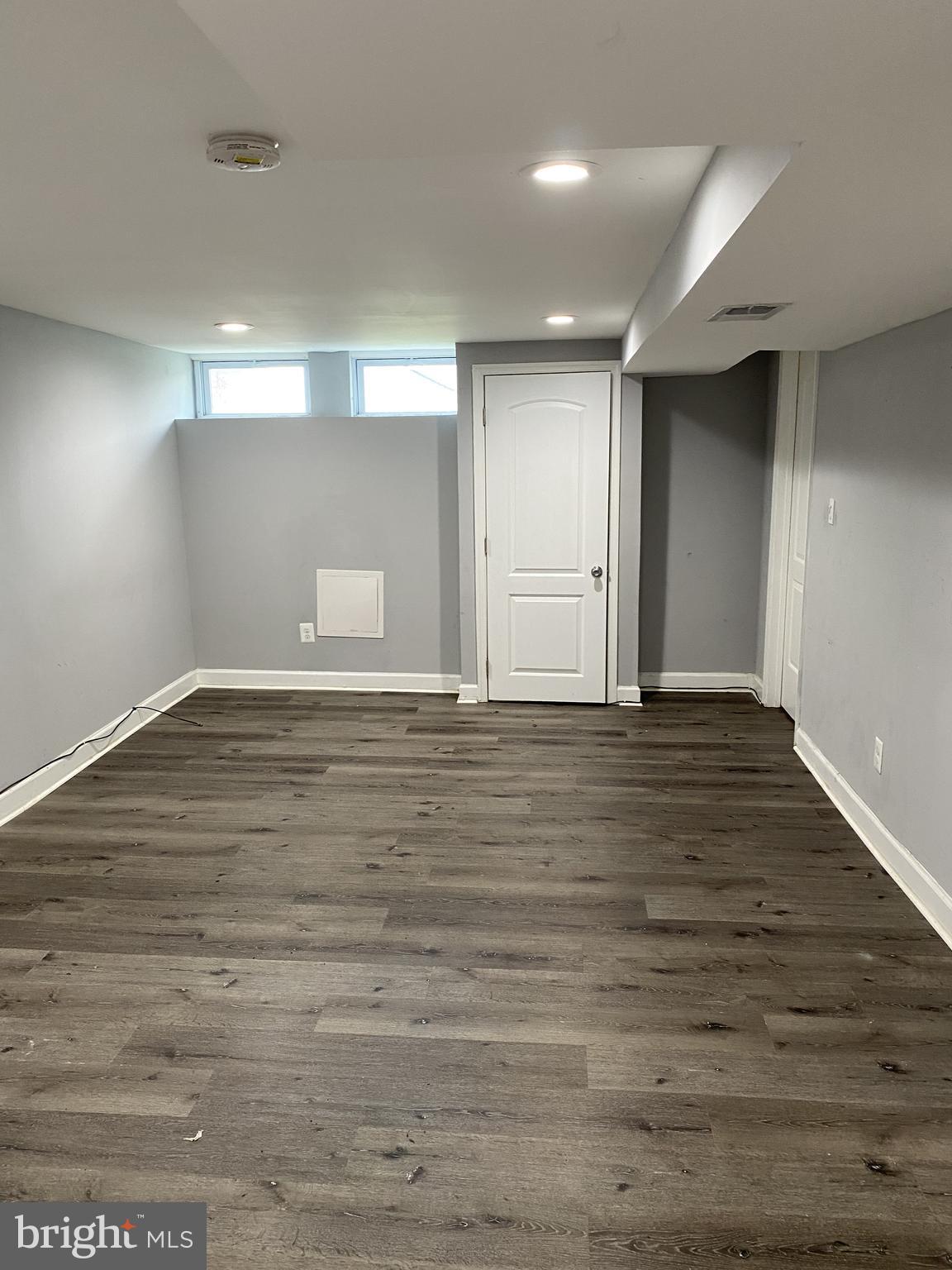 BEVERLY HILLS - Residential Lease