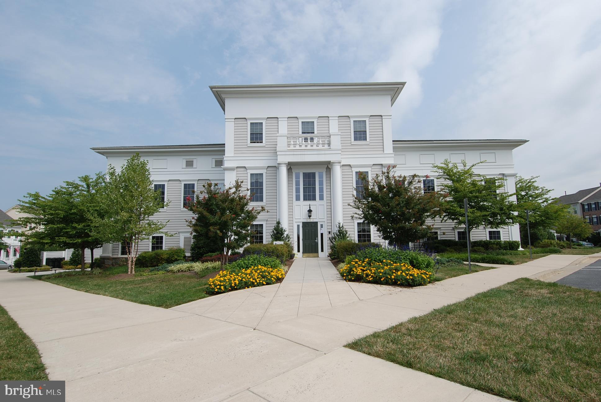 LAKELANDS - Residential