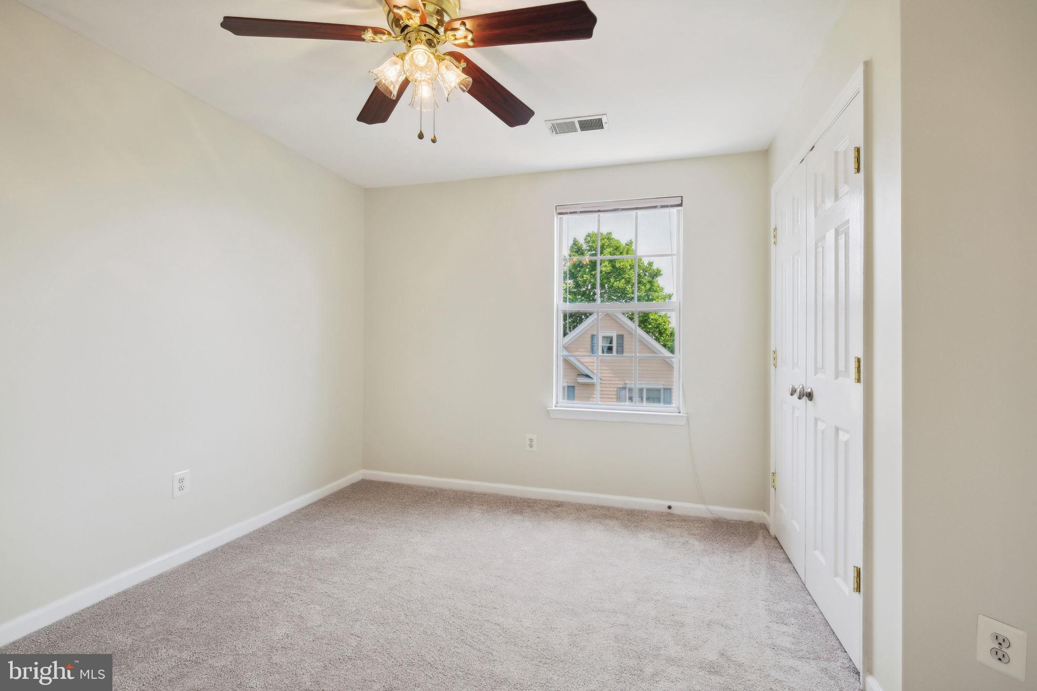 LAKELANDS - Residential