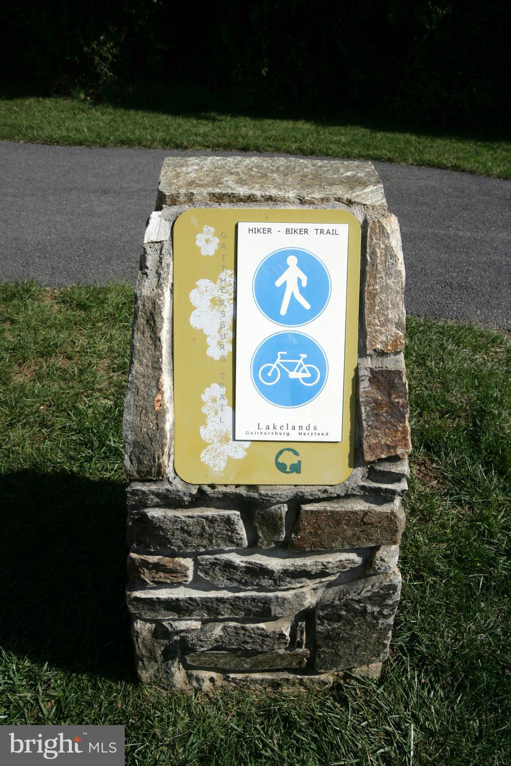 LAKELANDS - Residential