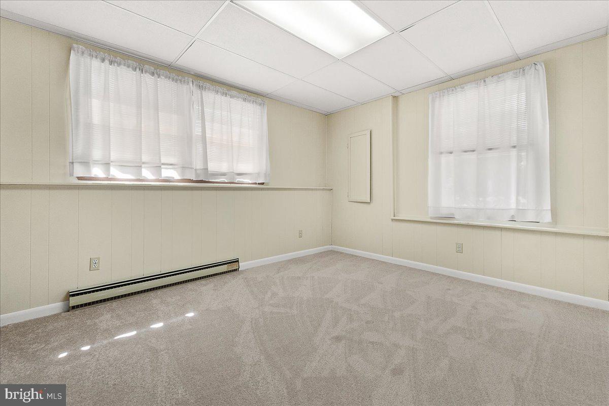 DEVON FARMS - Residential