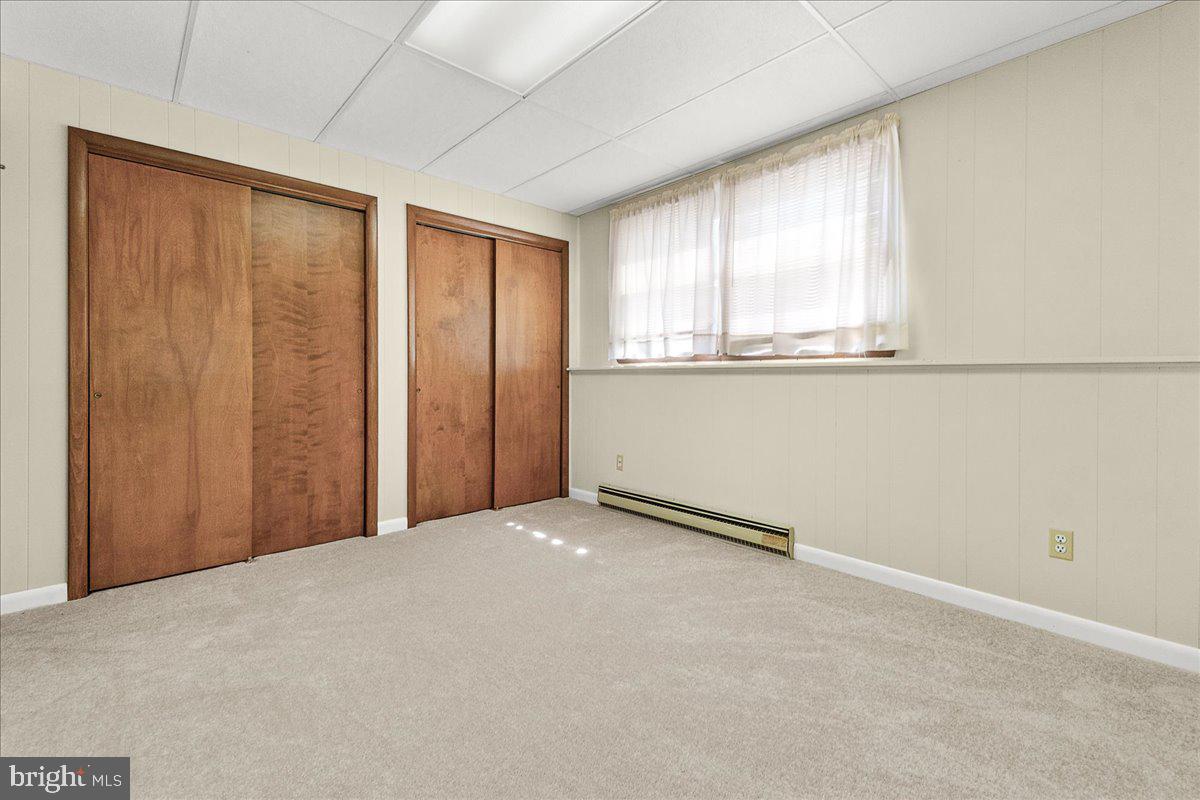 DEVON FARMS - Residential