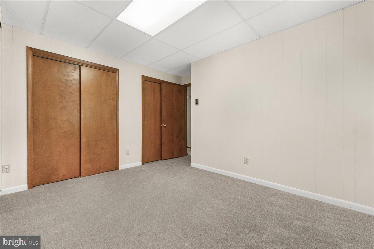 DEVON FARMS - Residential