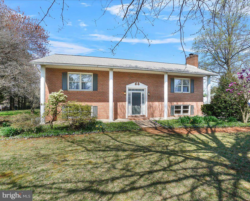 DEVON FARMS - Residential