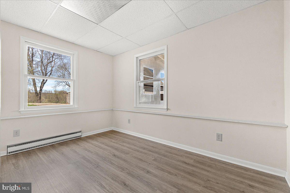 DEVON FARMS - Residential