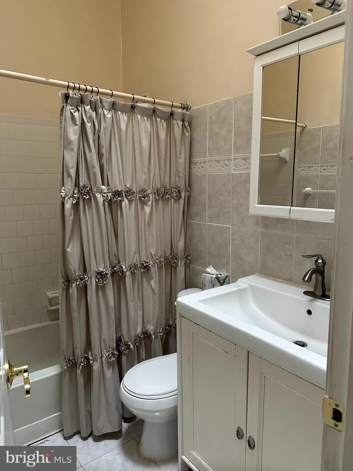 Cockeysville, Maryland 21030, United States, 2 Bedrooms Bedrooms, ,3 BathroomsBathrooms,Residential,Contingent,1151