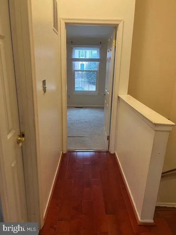 Cockeysville, Maryland 21030, United States, 2 Bedrooms Bedrooms, ,3 BathroomsBathrooms,Residential,Contingent,1151