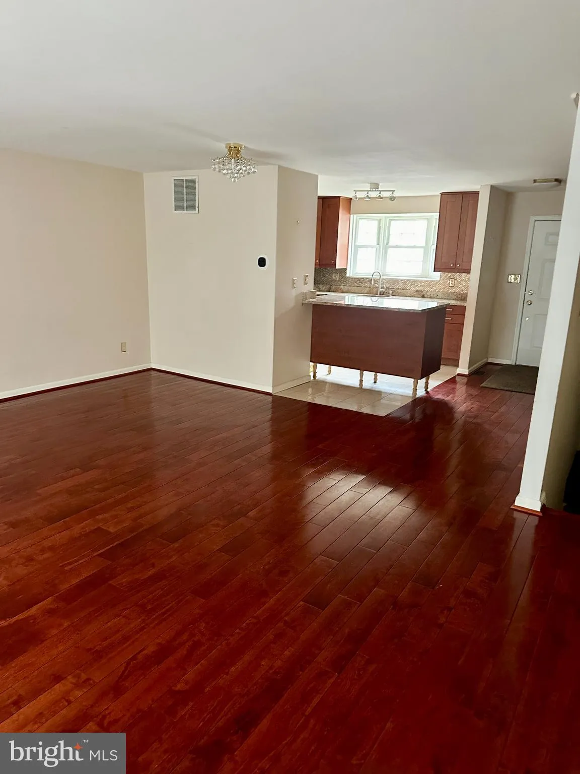 Cockeysville, Maryland 21030, United States, 2 Bedrooms Bedrooms, ,3 BathroomsBathrooms,Residential,Contingent,1151