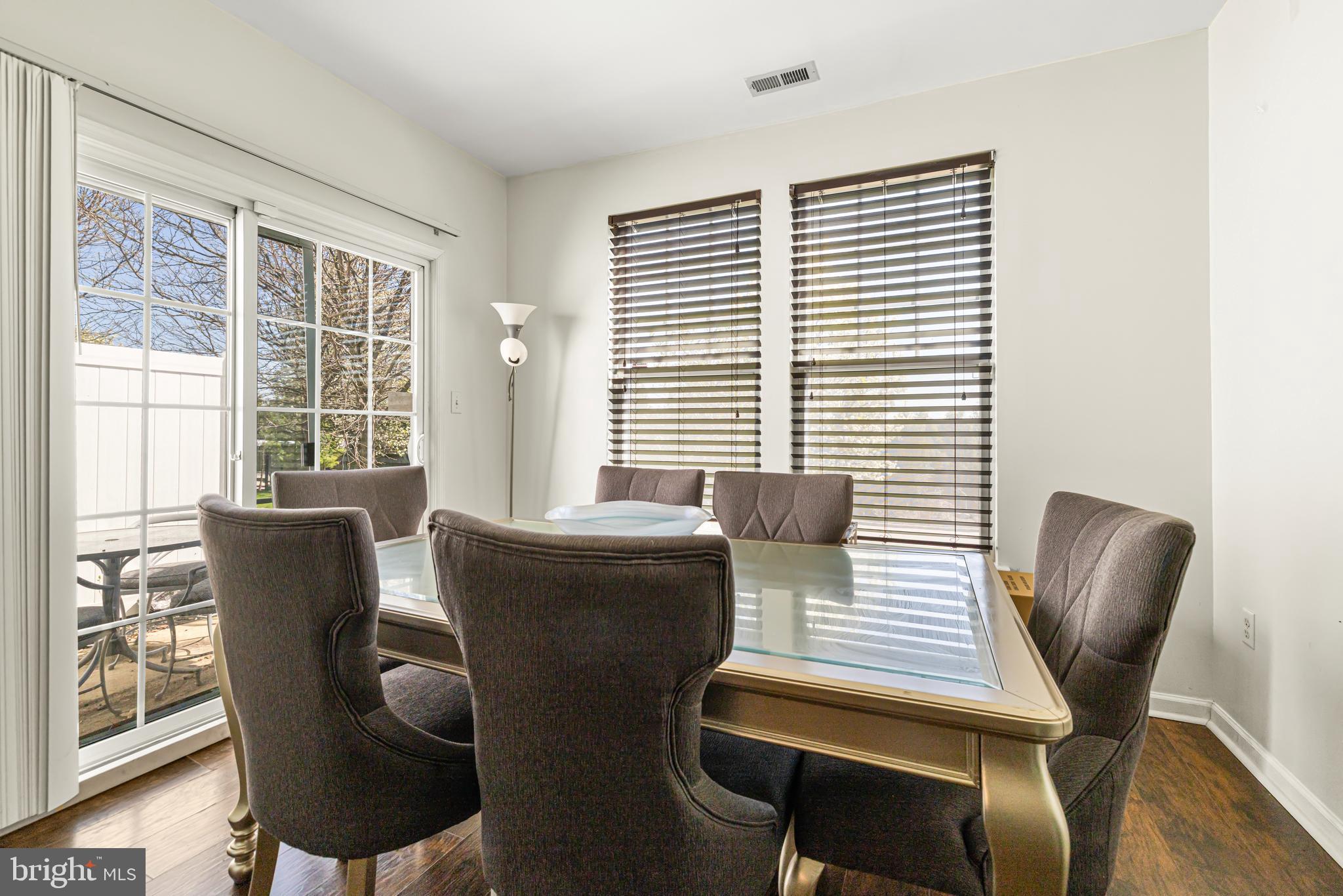 WYNGATE TOWNHOMES - Residential