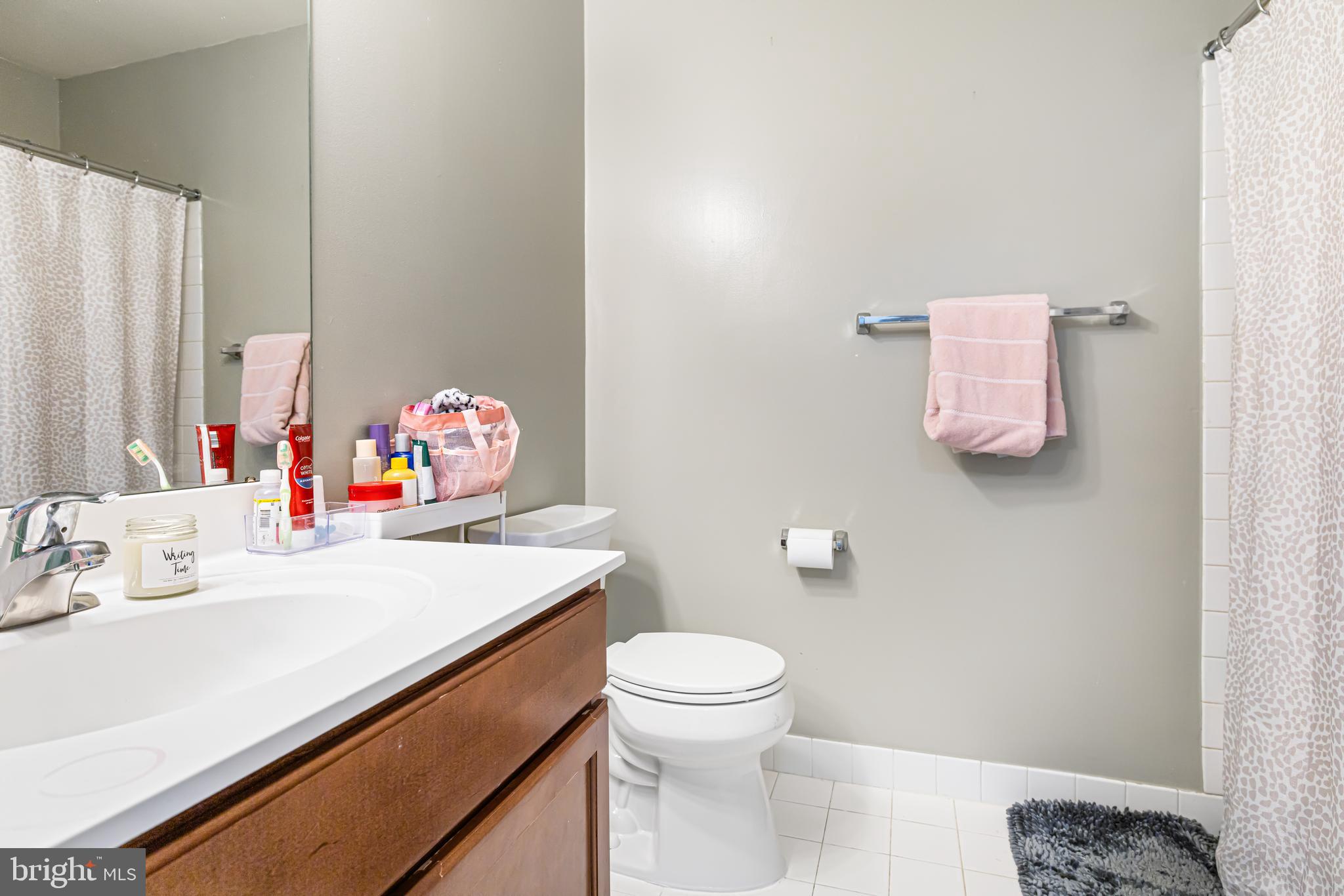 WYNGATE TOWNHOMES - Residential