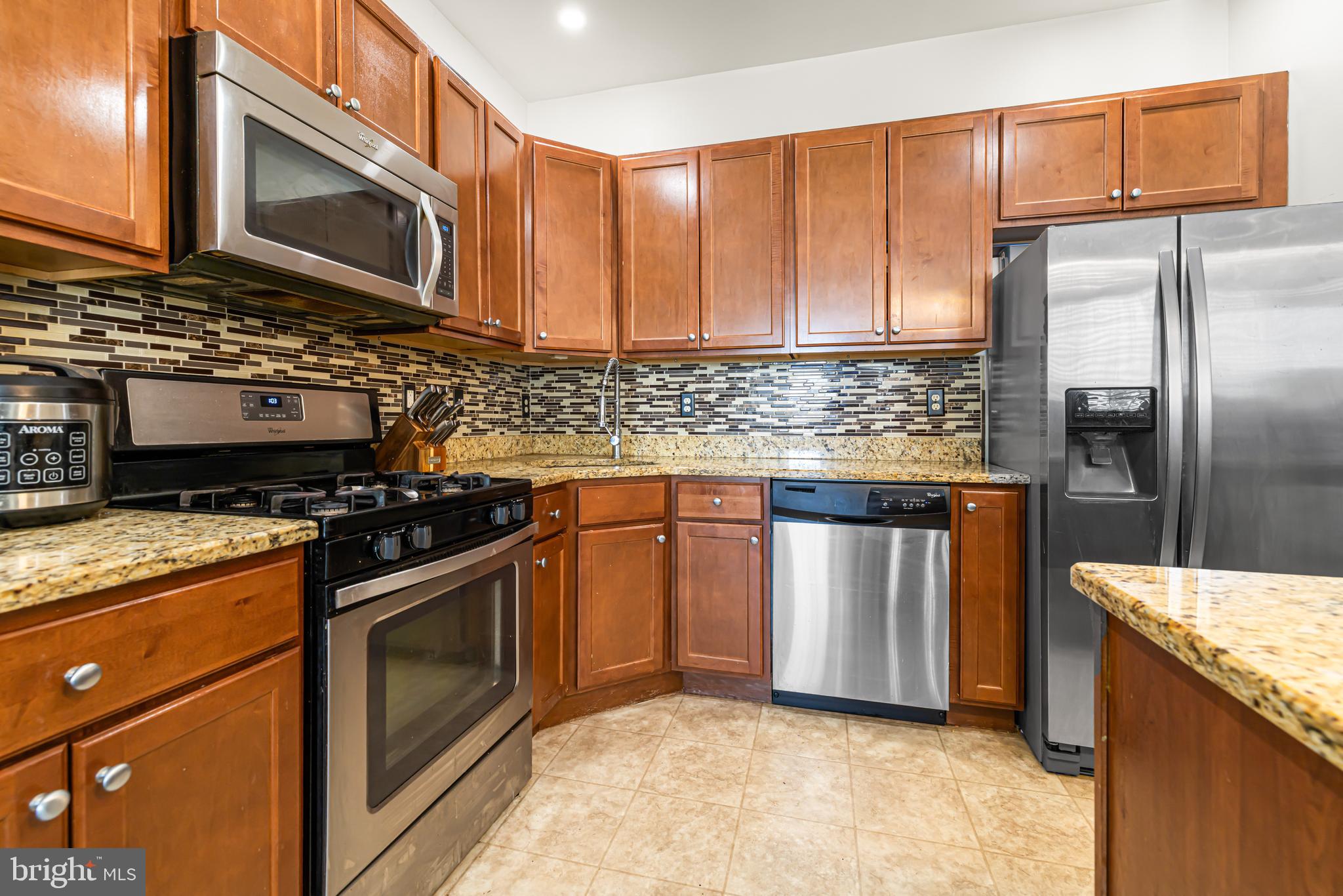 WYNGATE TOWNHOMES - Residential