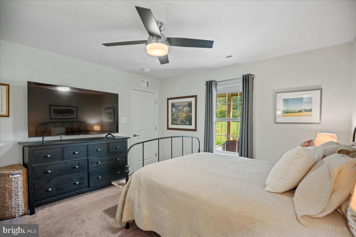 THE WOODS AT MYRTLE POINT - Residential