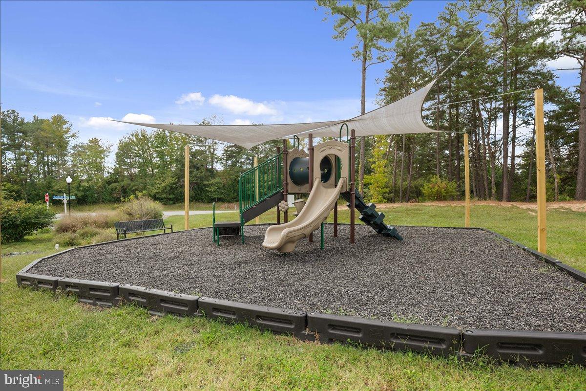 THE WOODS AT MYRTLE POINT - Residential