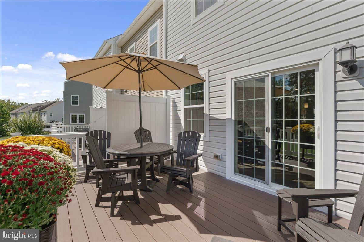 THE WOODS AT MYRTLE POINT - Residential